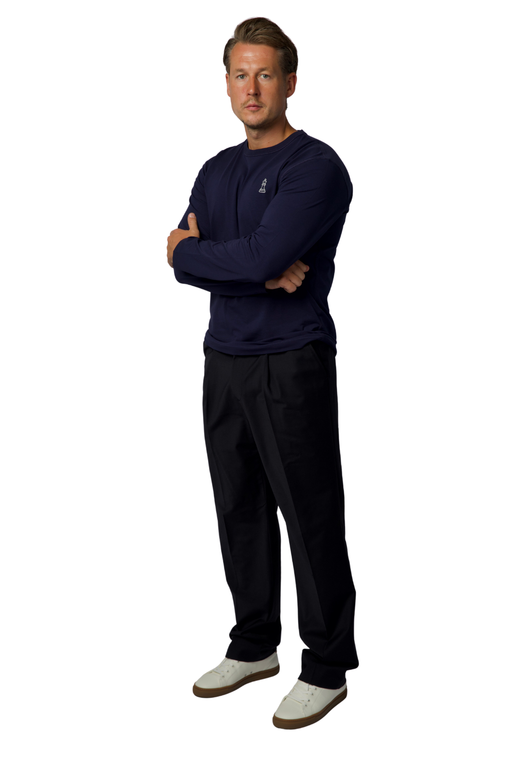 ODYCÉ Signature Longsleeve Capri Blau – Ganzkörperansicht am Model